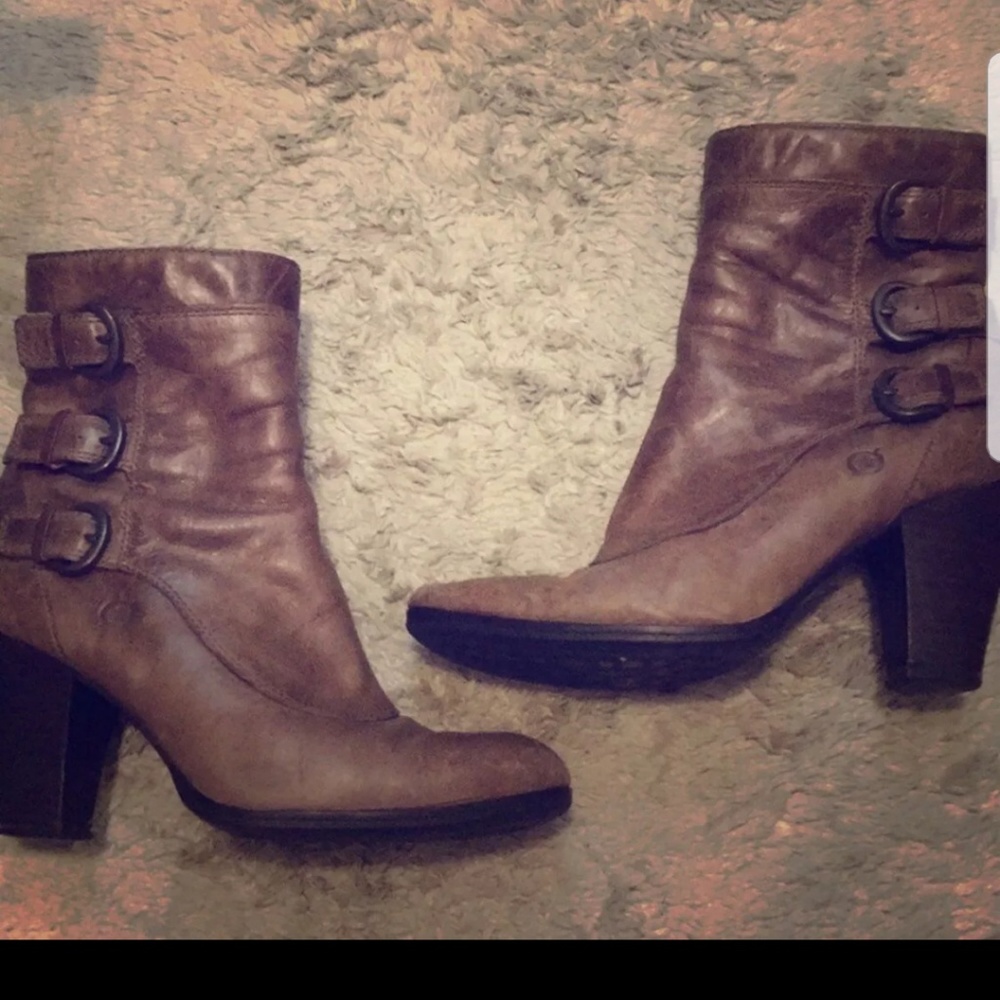 Vivi Born Ankle Boots